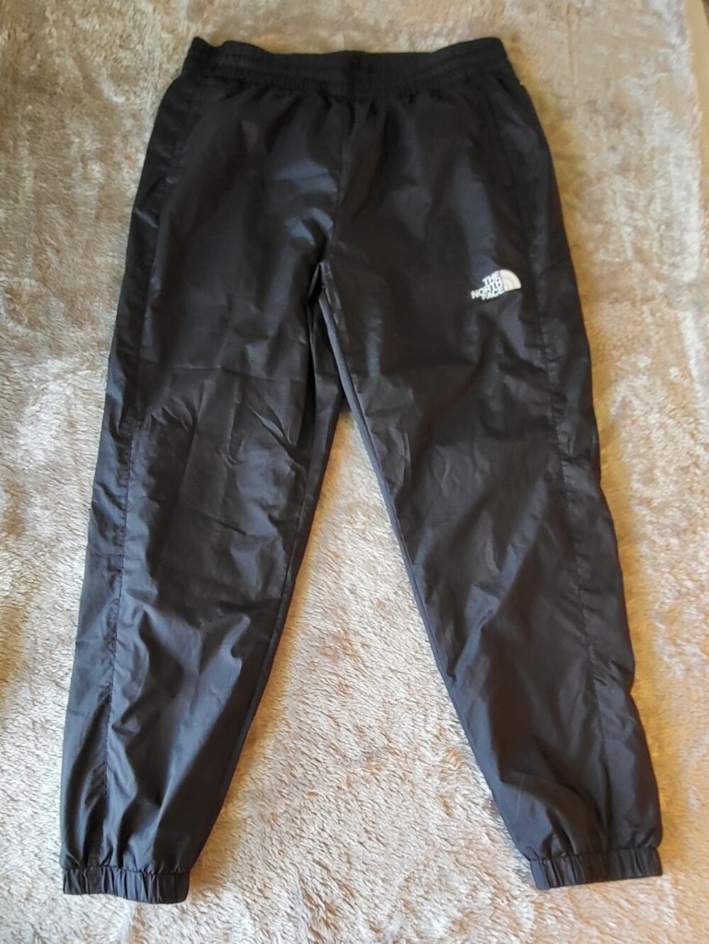 The North Face Men’s Black Elastic Cuff Wind Pants